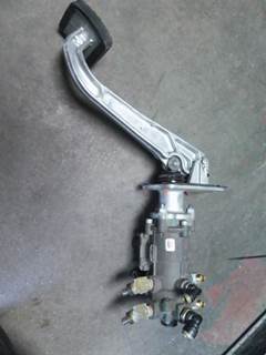 Freightliner Cascadia 116 Pedal