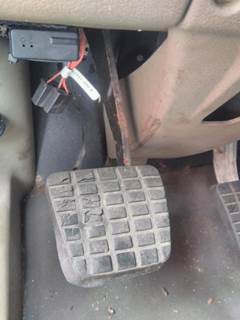 Freightliner Cascadia 125 Pedal