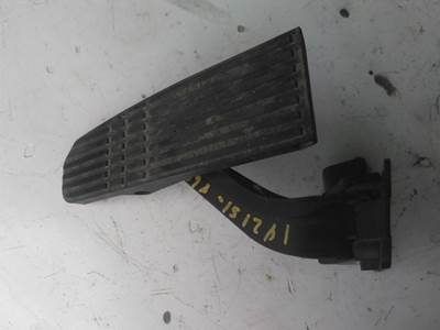 Used 2007 Freightliner M2 106 Accelerator Pedal