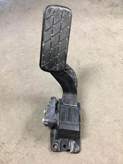 2005 Freightliner MT45 Gas Pedal, OEM # A01-32177-001