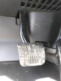 Kenworth T680 Pedal