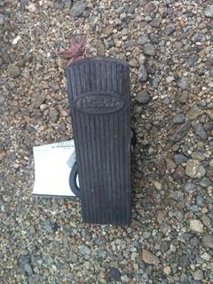 Peterbilt 386 Pedal