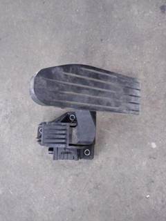 Peterbilt 579 Pedal