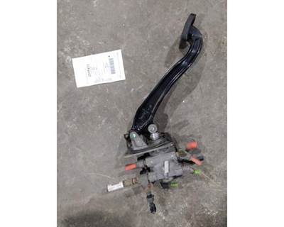 Used Bendix Brake Pedal for 2020 Peterbilt 579, OEM # K129820