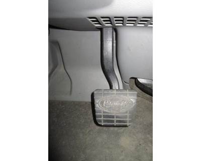 Peterbilt 579 Pedal