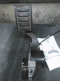 Volvo VNL Pedal