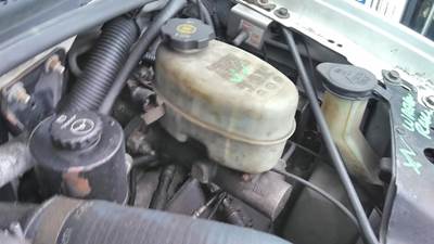 Chevrolet Express 4500 Brake Master Cylinder