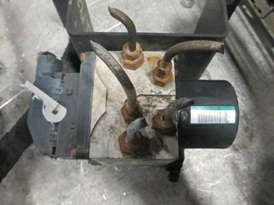 International CF500 Brake Shoe / Pad