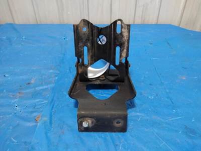 Volvo VNL Right Front Bumper Bracket