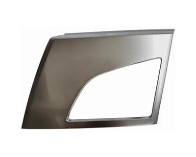 Volvo VNL Left Bumper Part