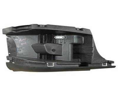 Freightliner Cascadia Right Bumper End