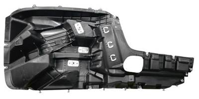 International LT Right Bumper End