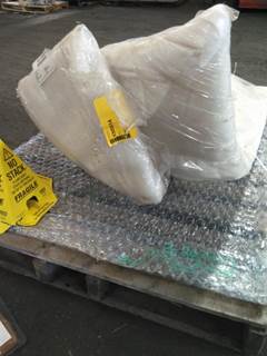 Kenworth T660 Left Bumper End