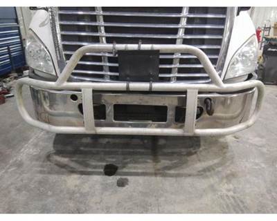 Freightliner Cascadia 113 Bumper Guard