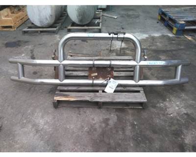 Freightliner Cascadia 113 Bumper Guard