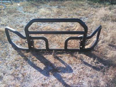 Freightliner Cascadia 125 Bumper Guard