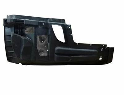 Freightliner Cascadia Right Bumper Guard