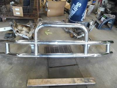 Freightliner Cascadia Bumper Guard