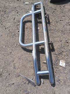International ProStar Bumper Guard for a International PROSTAR 122