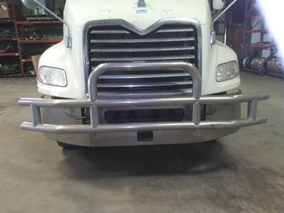 Mack Pinnacle CXU613 Bumper Guard for a Mack CXU613