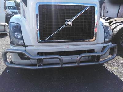 Volvo VNL Bumper Guard