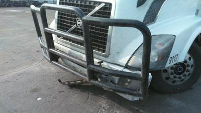 Volvo VNL Bumper Guard
