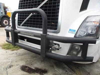 Volvo VNL Bumper Guard