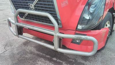 Volvo VNL Bumper Guard