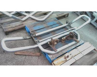 Volvo VNL Bumper Guard