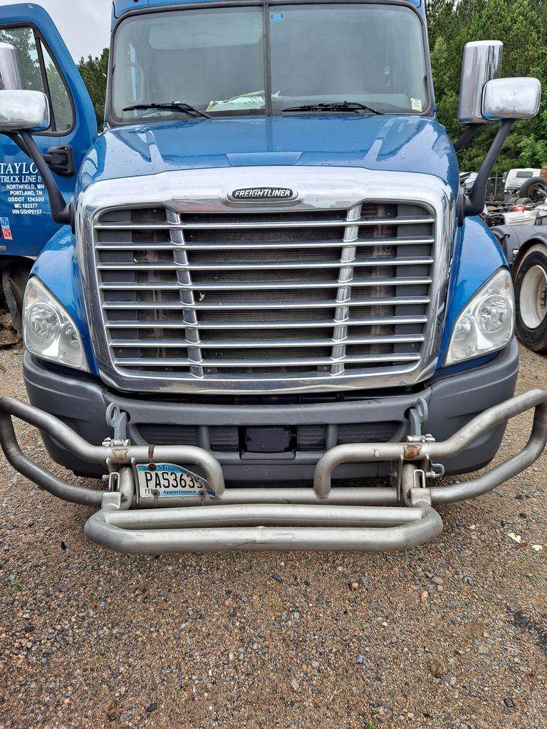 2016 Freightliner Cascadia 125 Front Bumper For Sale Athens, GA