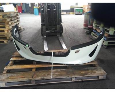 Freightliner Cascadia 126 Front Bumper