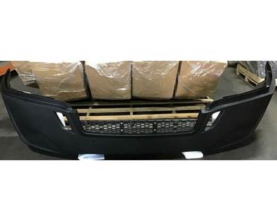 Freightliner Cascadia Front Bumper for a Freightliner CASCADIA 2017-2025