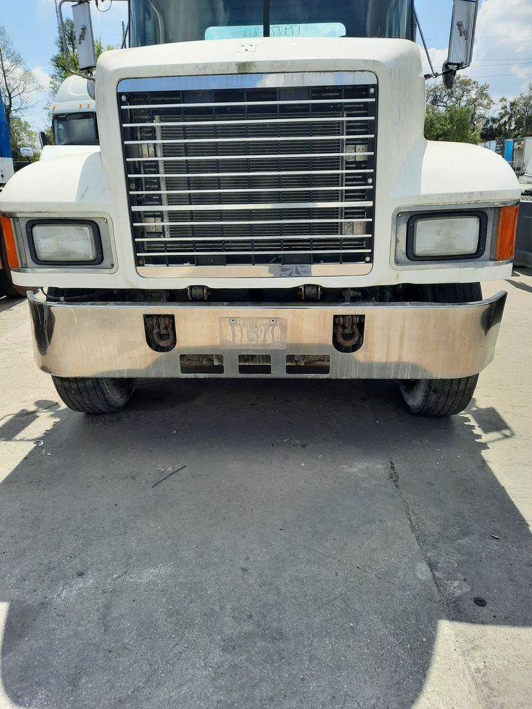 2001 Mack CH613 Front Bumper For Sale Tampa, FL 2229476
