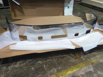 Peterbilt Front Bumper for a Peterbilt 387 1999-2001