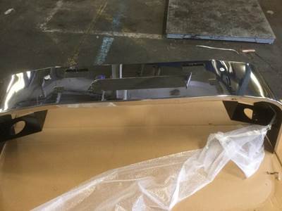 Volvo VNL Front Bumper for a Volvo VNL 2004-2018