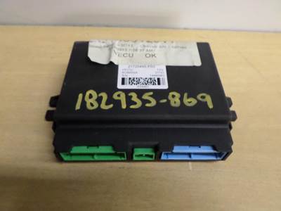 Mack Pinnacle CXU612 Cab Control Module for a Mack CXU612