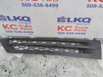 Freightliner Cascadia 126 Left Cab Exterior Panel