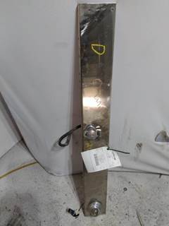 Kenworth T800B Left Cab Exterior Panel