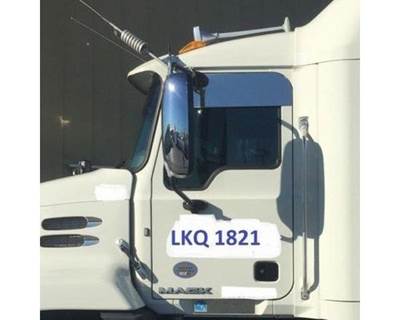 2001-2007 Mack Vision/Granite/Pinnacle 8" Munster Chop Top with Mirror Notch, Stainless Steel