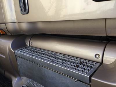 Peterbilt 387 Right Cab Exterior Panel