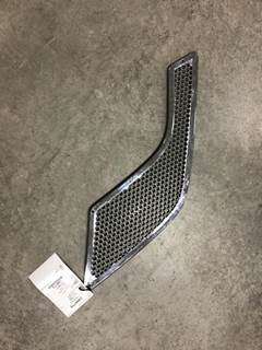 Volvo VNL Right Cab Exterior Panel