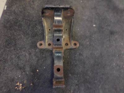 Freightliner Cascadia Cab Mount