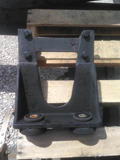 Kenworth T440 Cab Mount