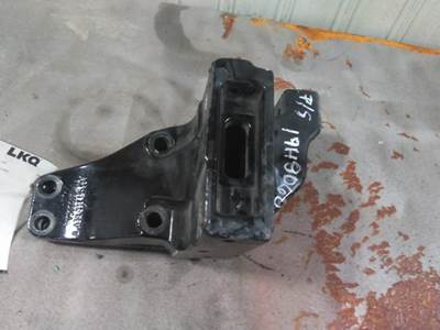 Kenworth T680 Right Cab Mount