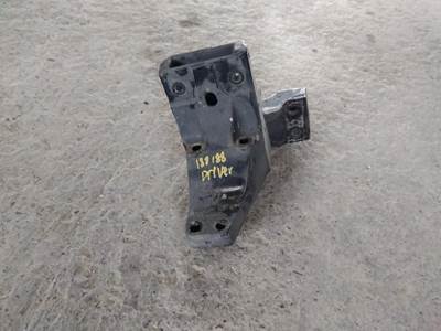 Kenworth T680 Left Cab Mount