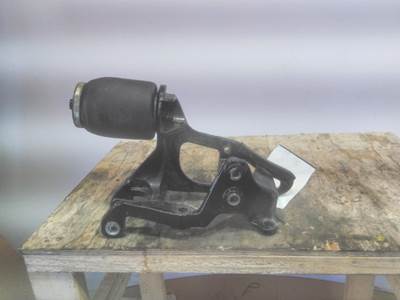 Kenworth T680 Right Cab Mount