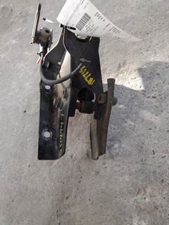 Kenworth T680 Left Cab Mount