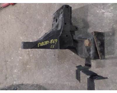 Kenworth T680 Left Cab Mount