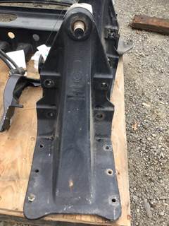Kenworth T700 Cab Mount