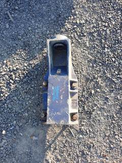 Kenworth T800B Cab Mount